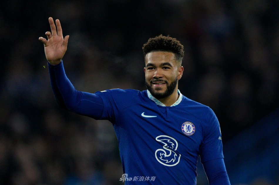 伍最明显的 伍最明显的