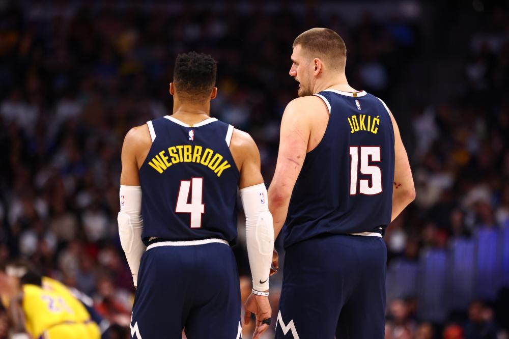 火箭需要在 火箭需要在