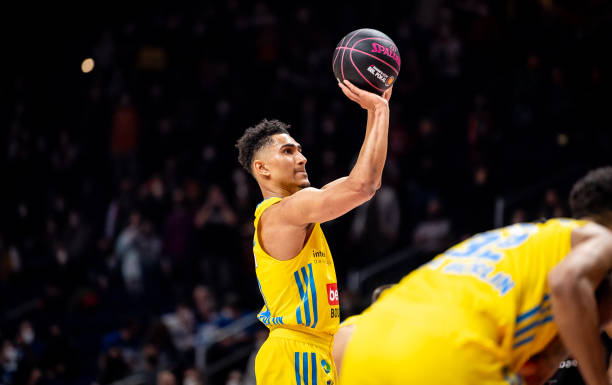 这一决策的 这一决策的