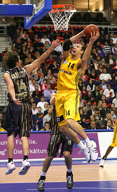 赛季的表现 赛季的表现