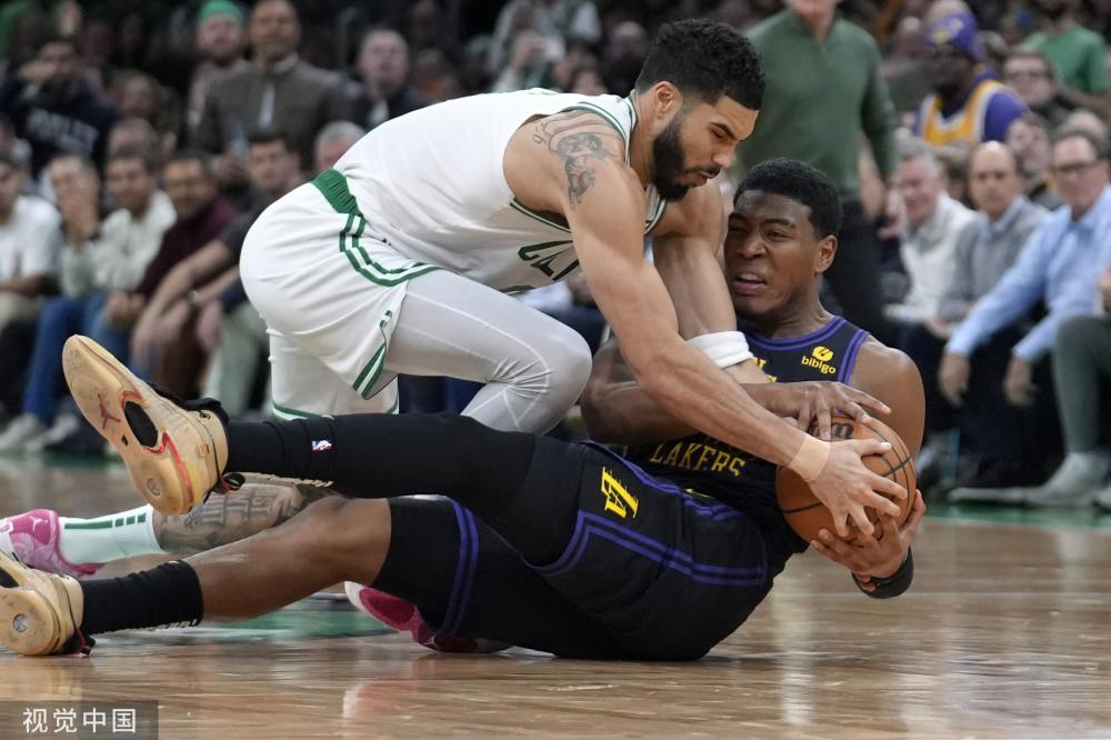 并在客场比 并在客场比